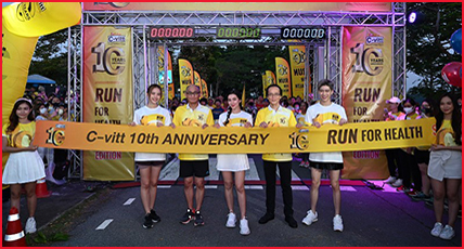 Bella, Nicha, and PP attend C-vitt Run For Health 10th Anniversary